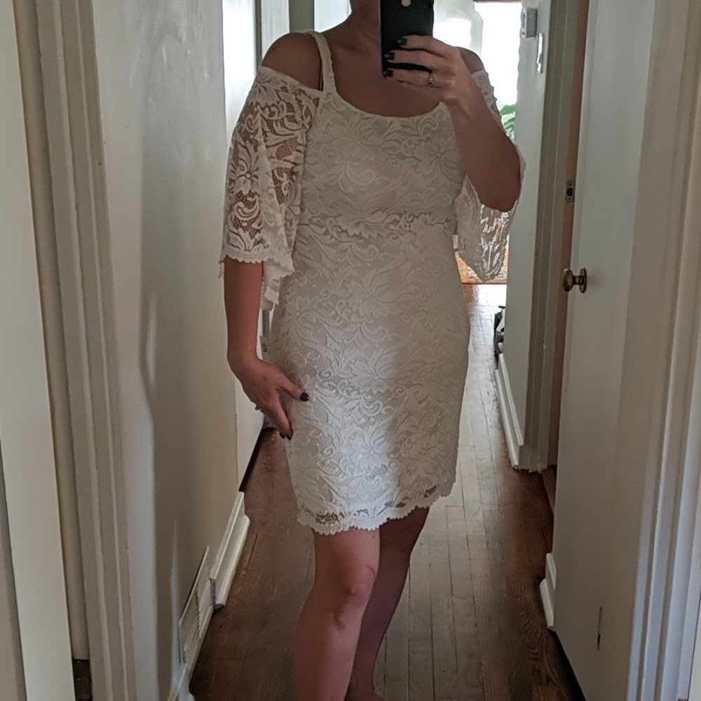 Robbie Bee Lace cold shoulder dress